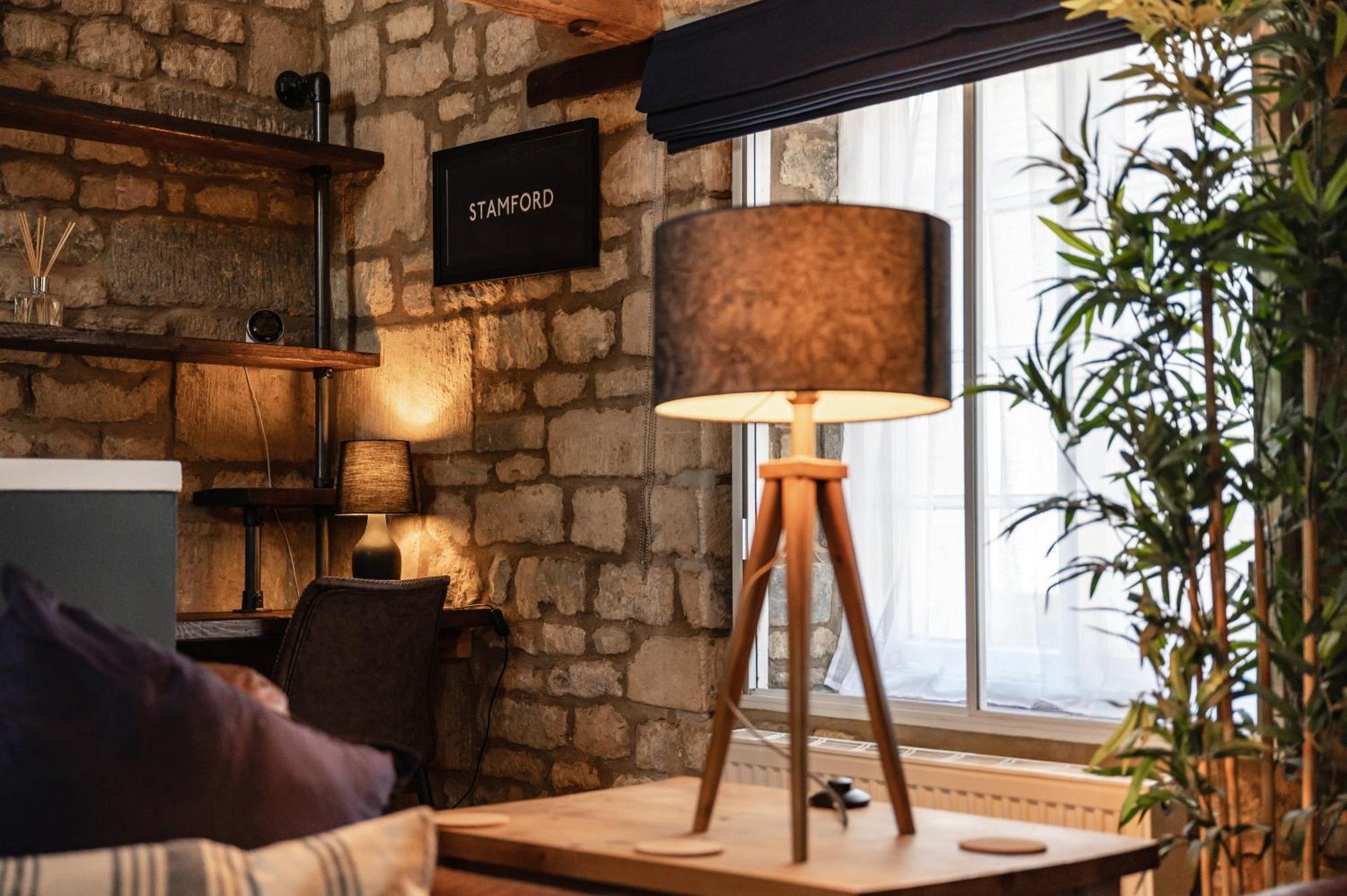 Luxury Town Centre Loft Apartment In Converted Granary Stamford Zewnętrze zdjęcie