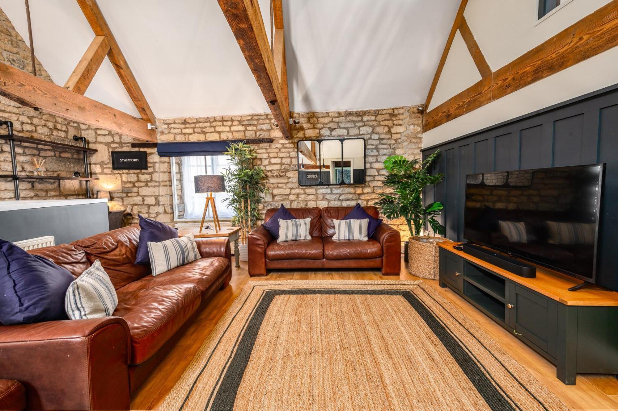 Luxury Town Centre Loft Apartment In Converted Granary Stamford Zewnętrze zdjęcie